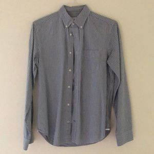 Gap oxford dress shirt size small